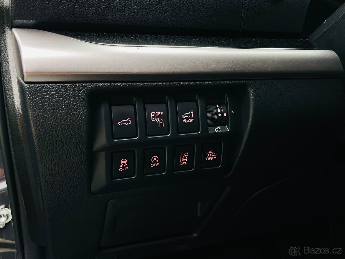 2017 Subaru OUTBACK - 16