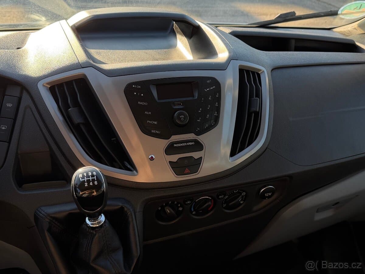2015 Ford TRANSIT - 16