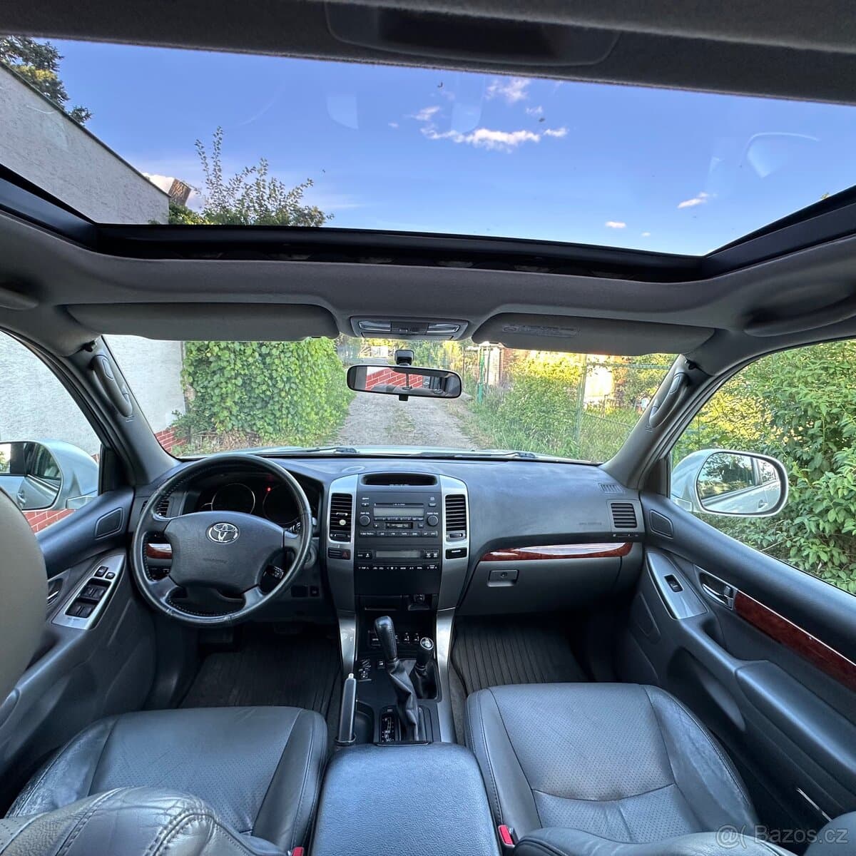 2005 Toyota LAND CRUISER - 16