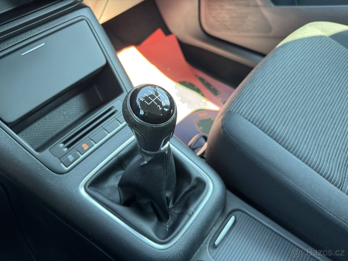 2013 Volkswagen TIGUAN - 16