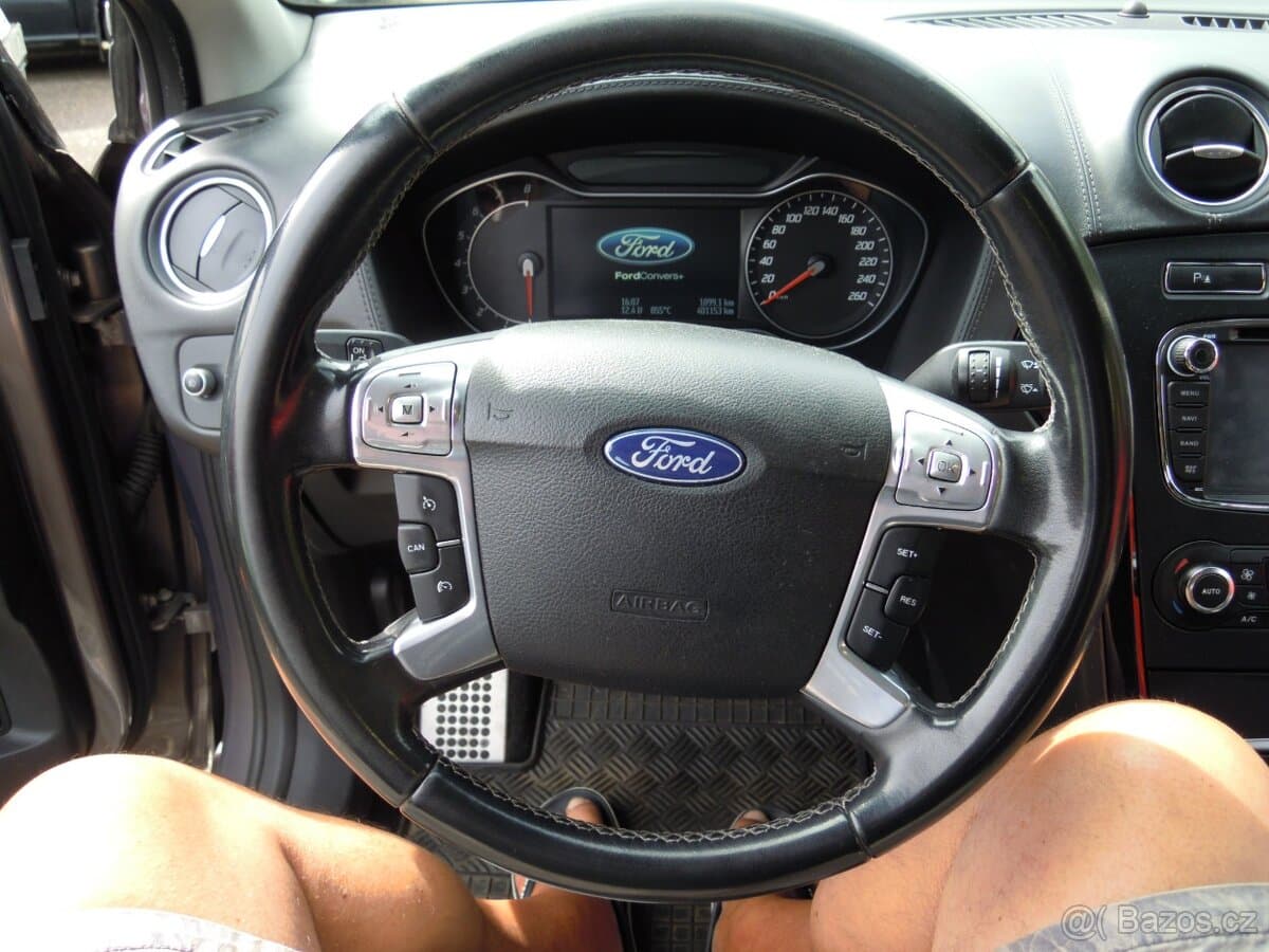 2013 Ford MONDEO - 16