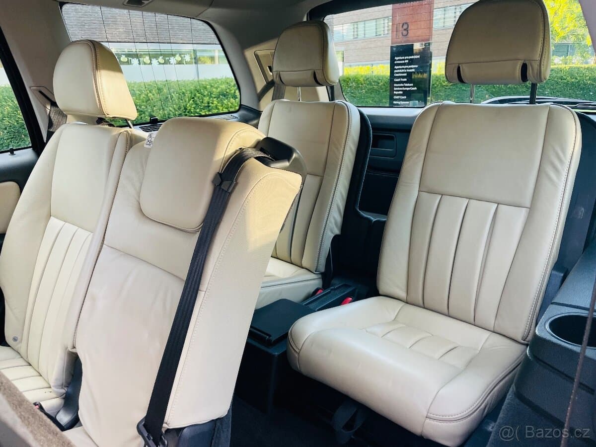 2011 Volvo XC90 - 16