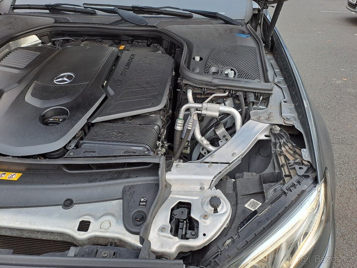 2018 Mercedes-Benz EQA - 16