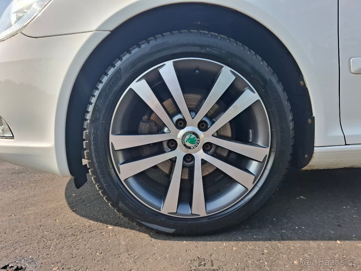 2012 Škoda OCTAVIA - 16
