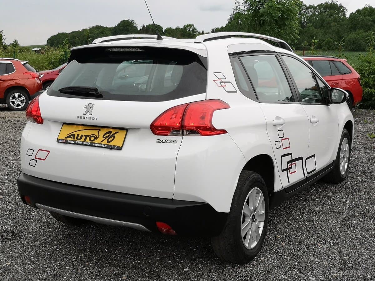 2013 Peugeot 2008 - 16