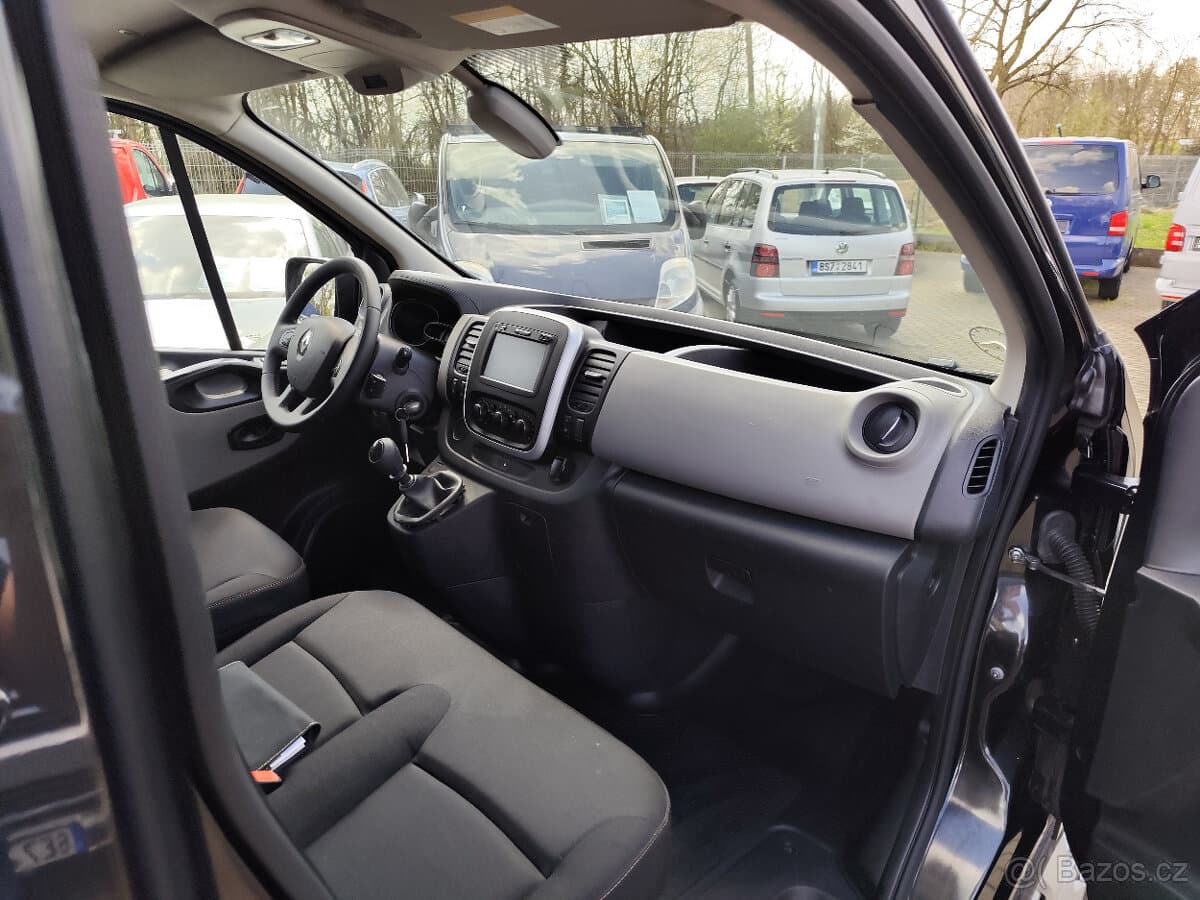 2019 Renault TRAFIC - 16