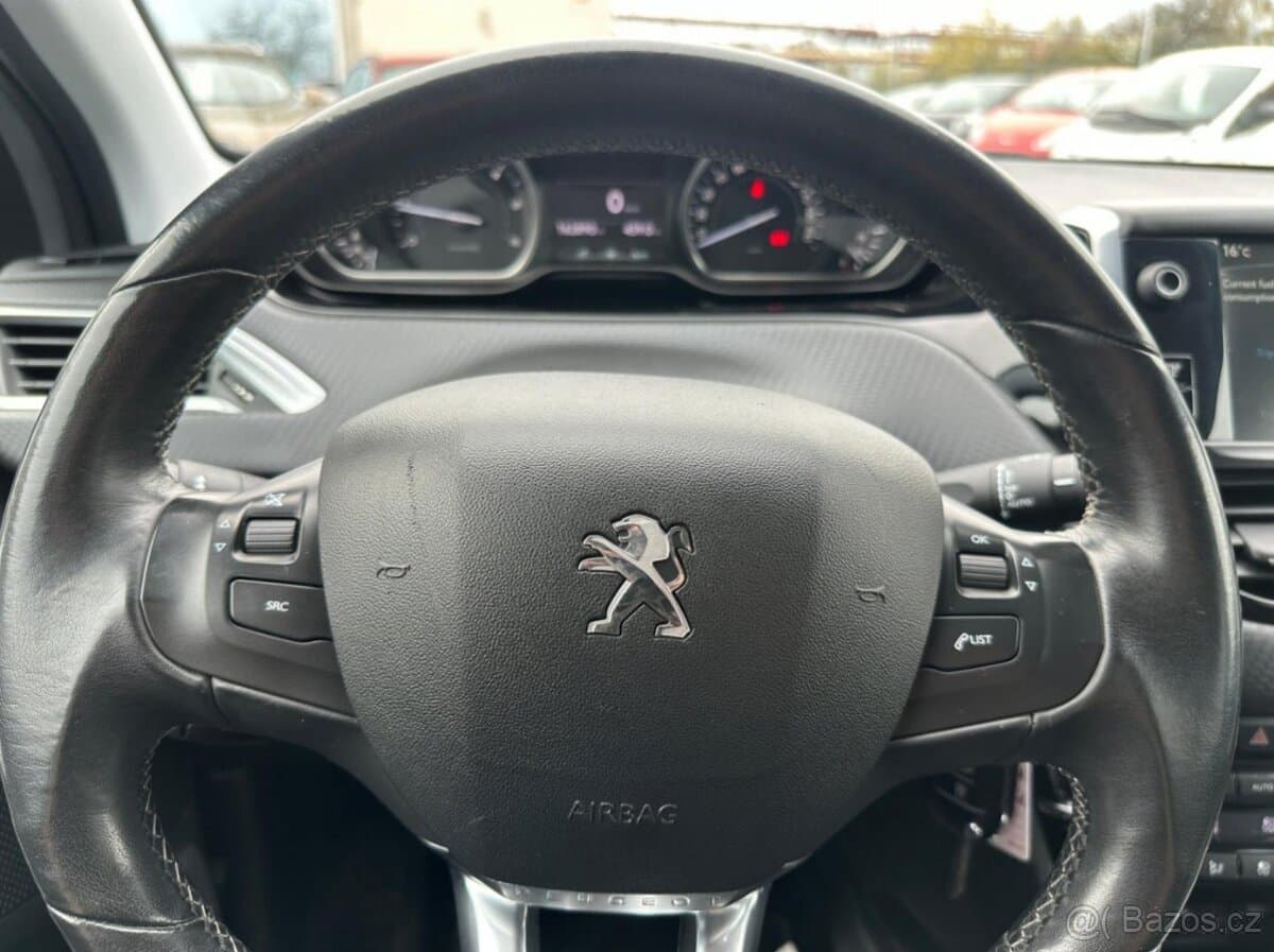2014 Peugeot 2008 - 16