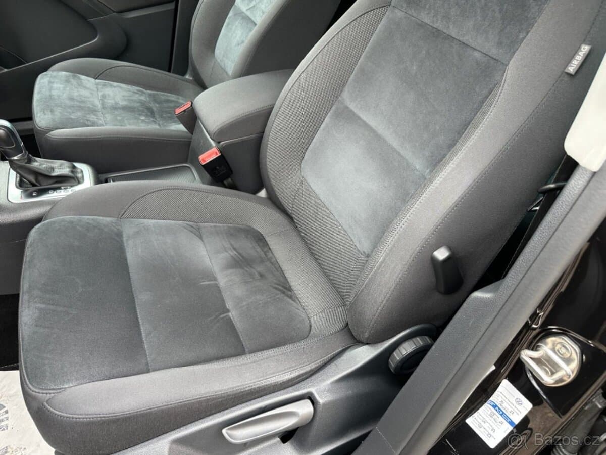 2015 Volkswagen TIGUAN - 16
