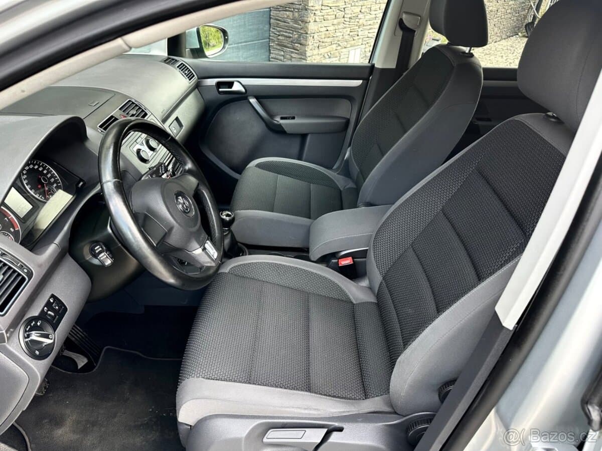 2011 Volkswagen TOURAN - 16