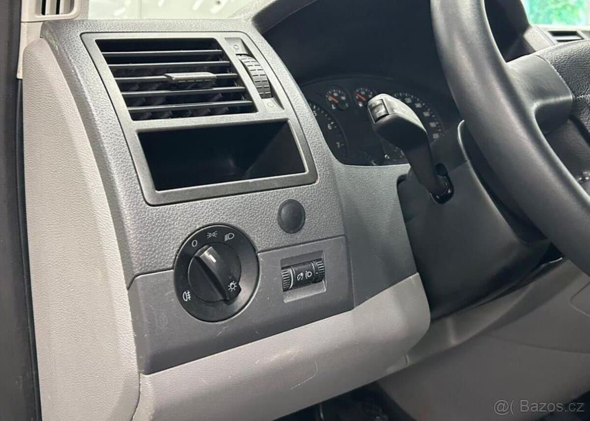 2008 Volkswagen TRANSPORTER - 16
