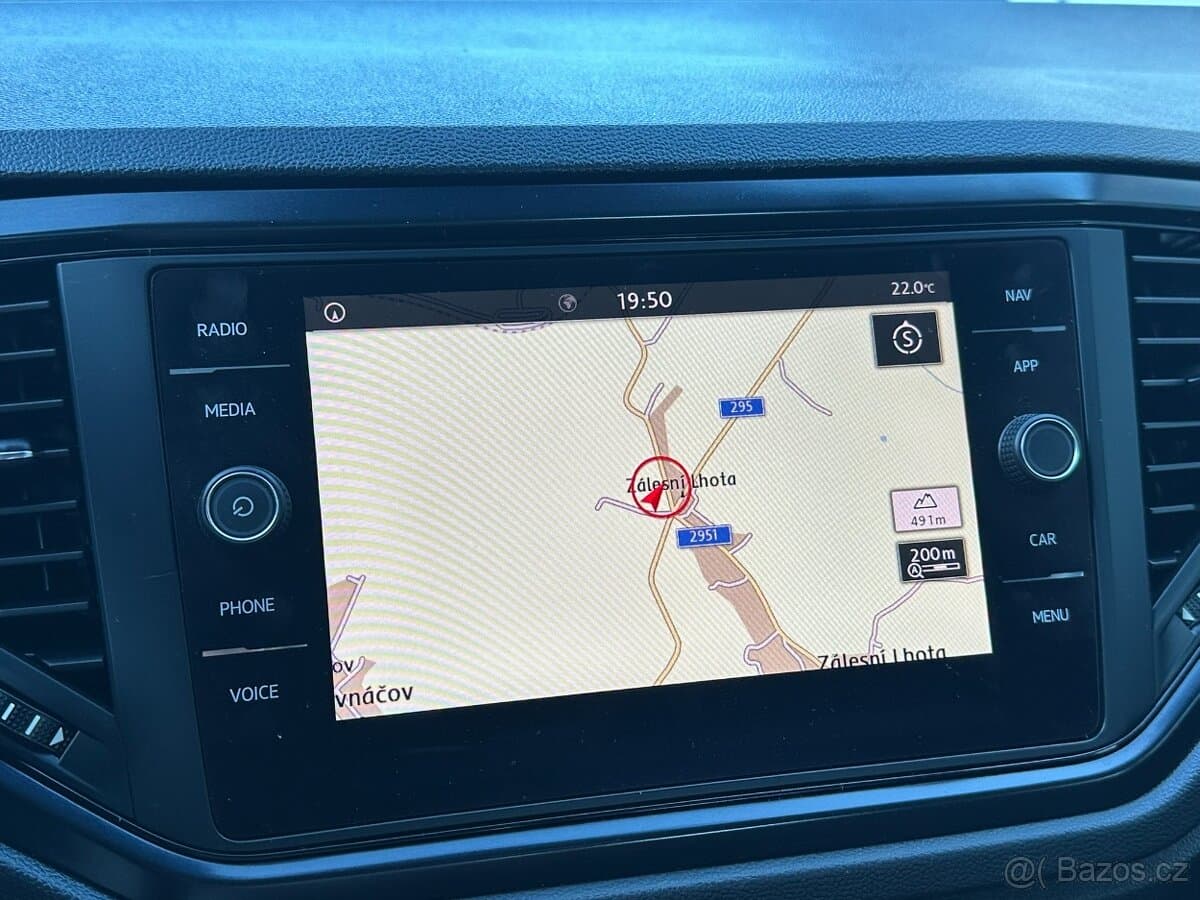 2018 Volkswagen T-ROC - 16
