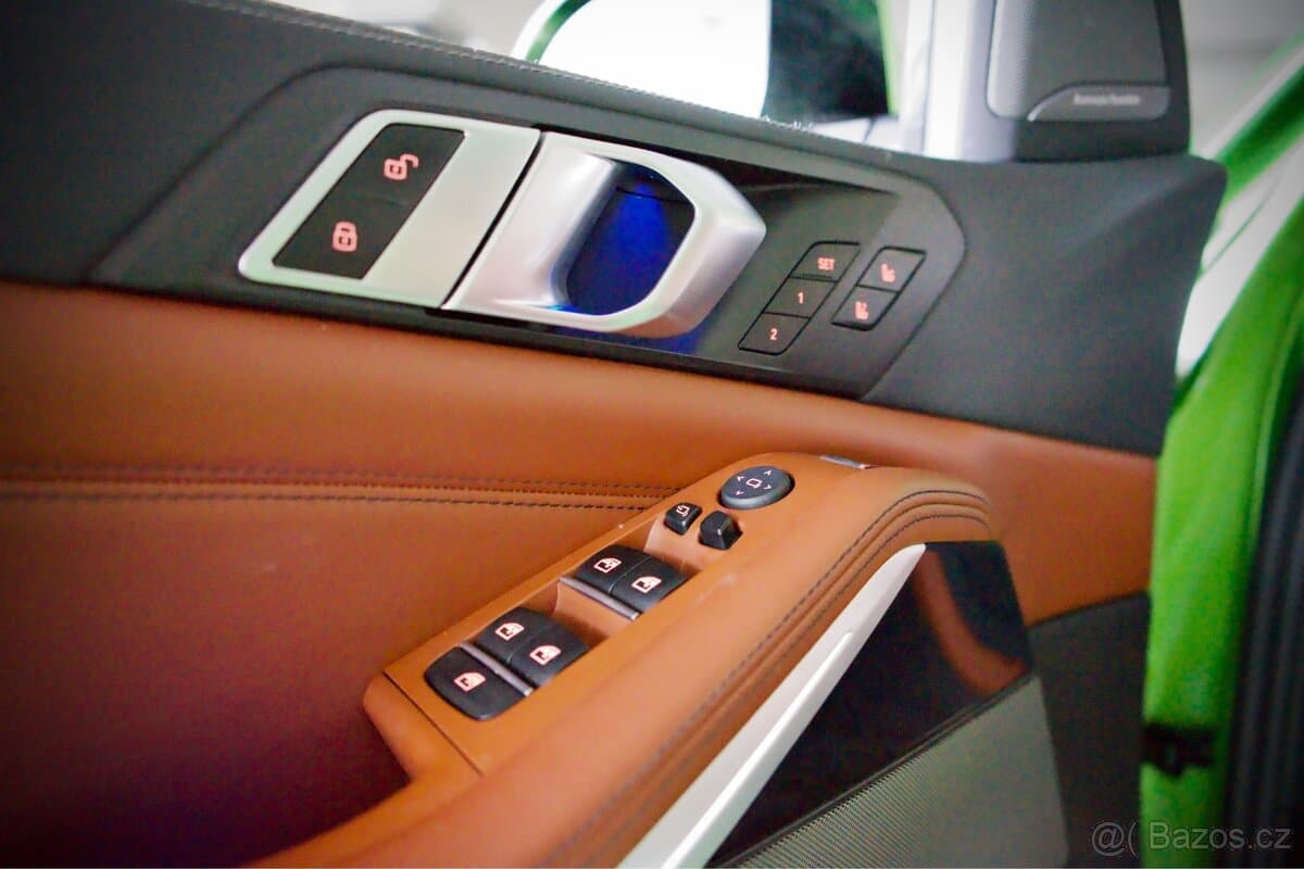2022 BMW X5 - 16