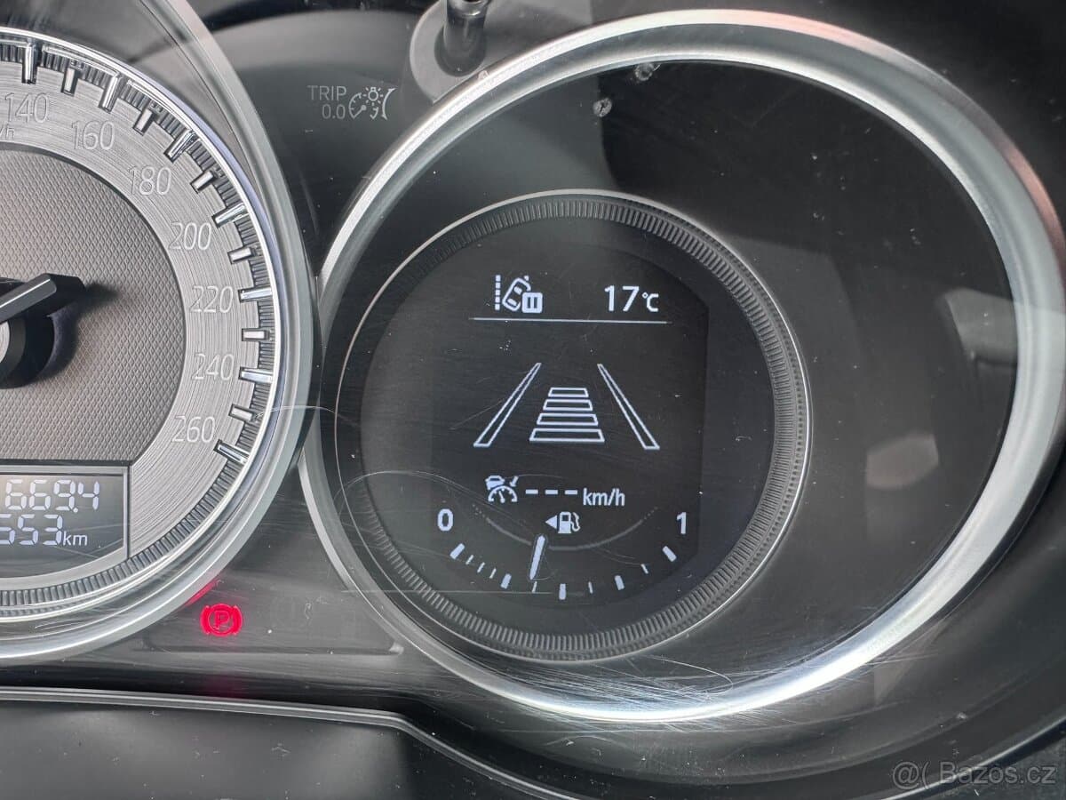 2015 Mazda CX-5 - 16