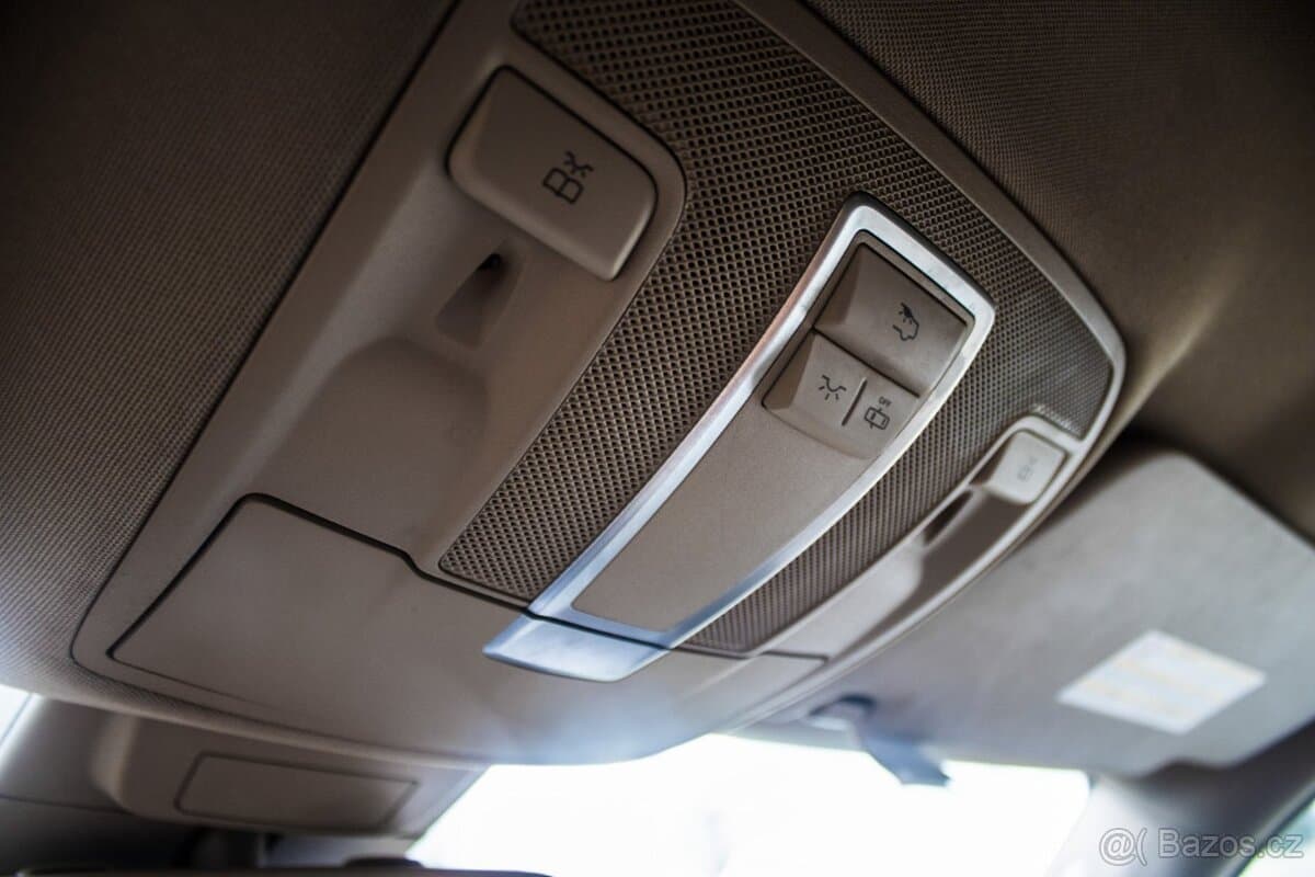 2012 Mercedes-Benz M-CLASS - 16