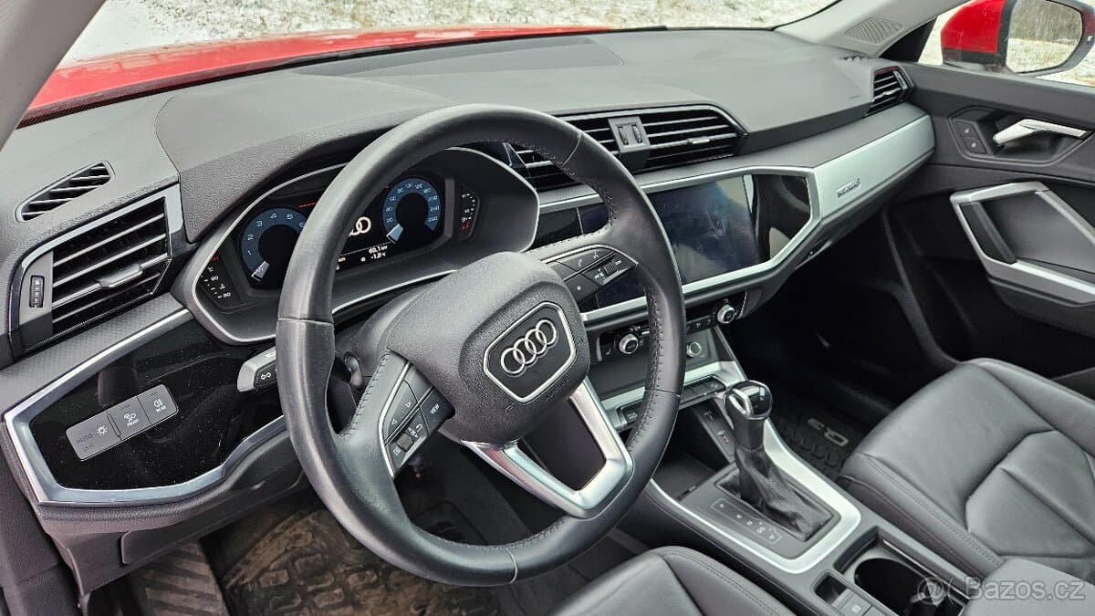 2020 Audi Q3 - 16