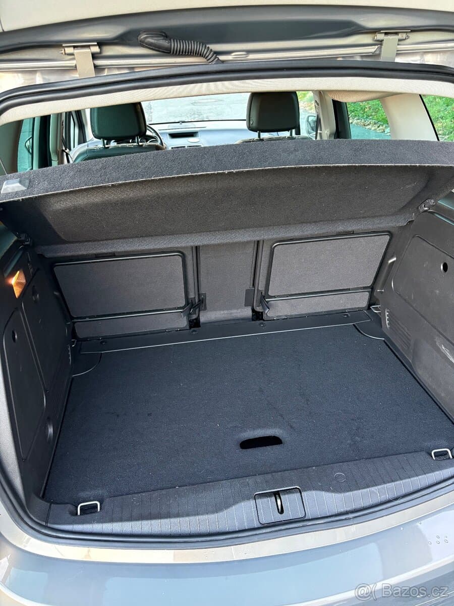 2014 Opel MERIVA - 16