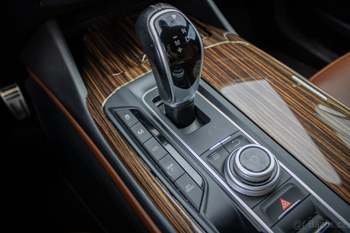 2016 Maserati LEVANTE - 16