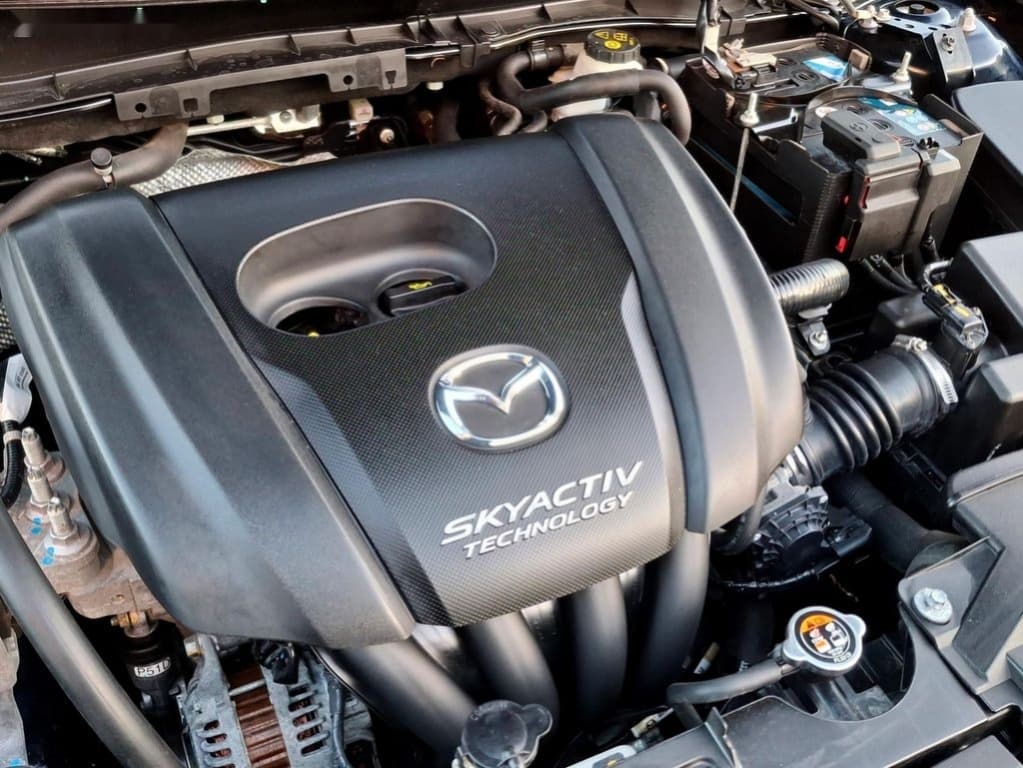 2016 Mazda 2 - 16