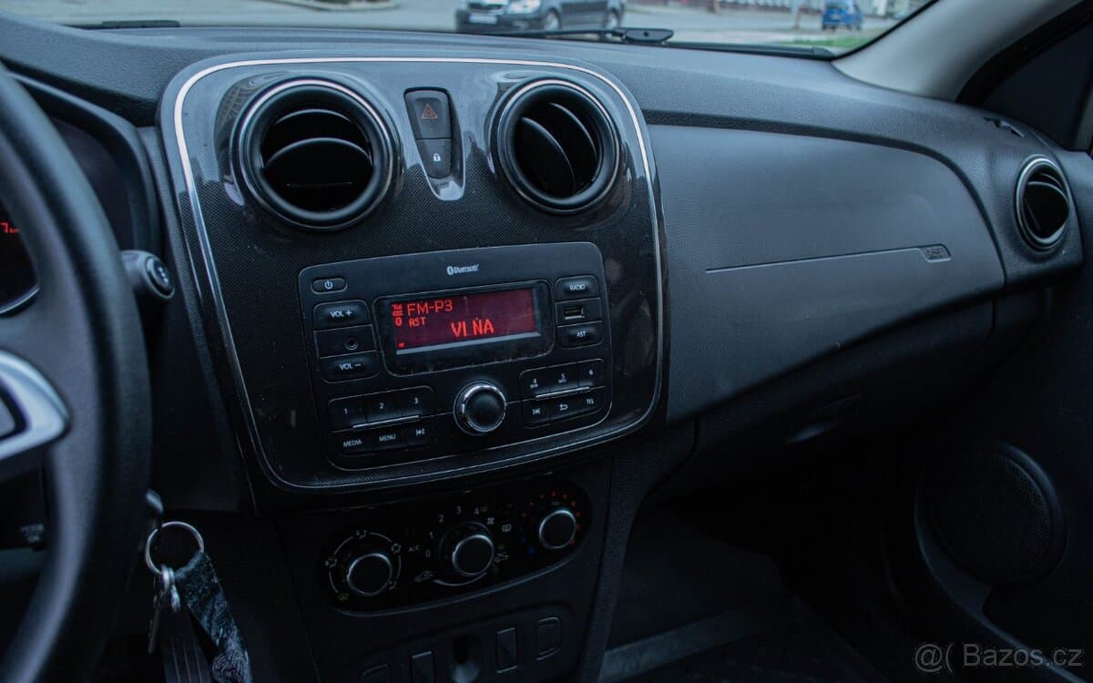 2019 Dacia LOGAN - 16
