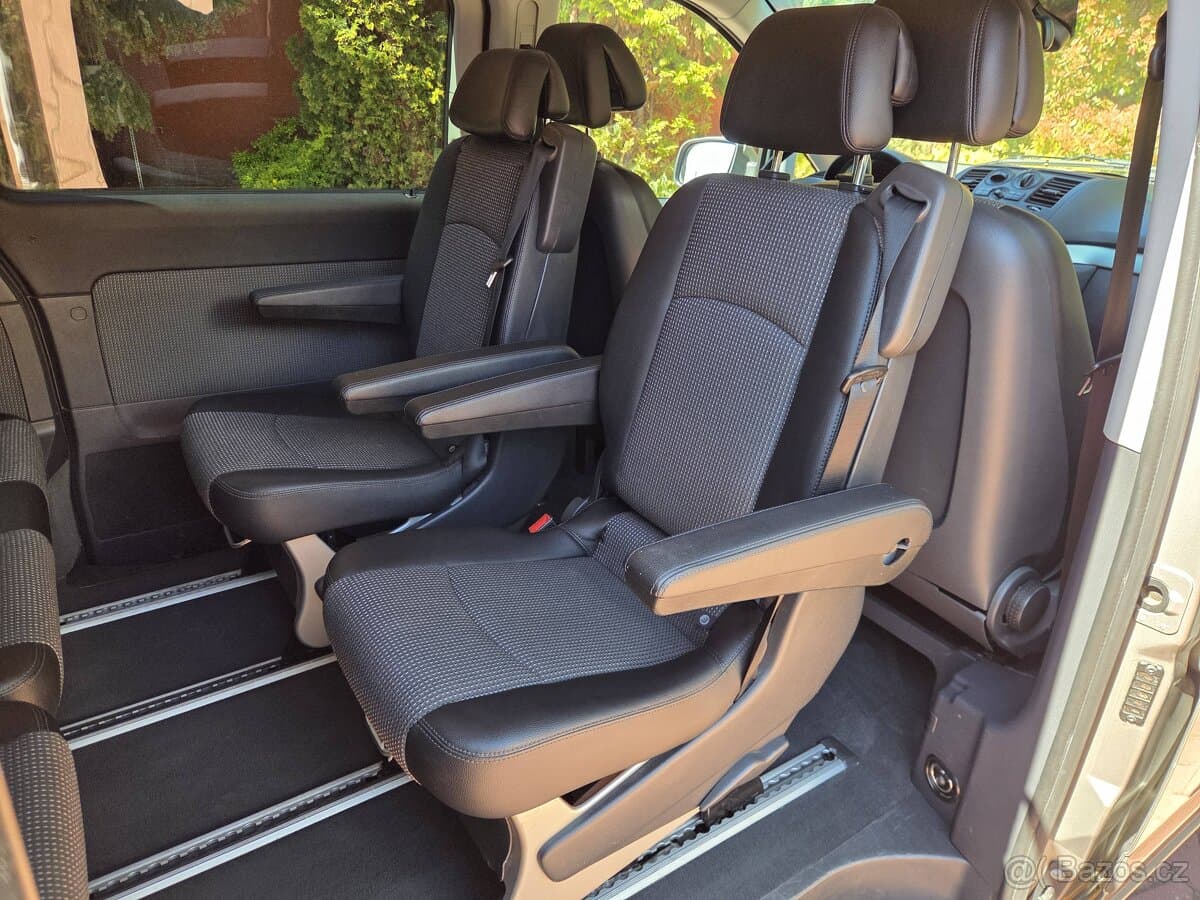2011 Mercedes-Benz VIANO - 16