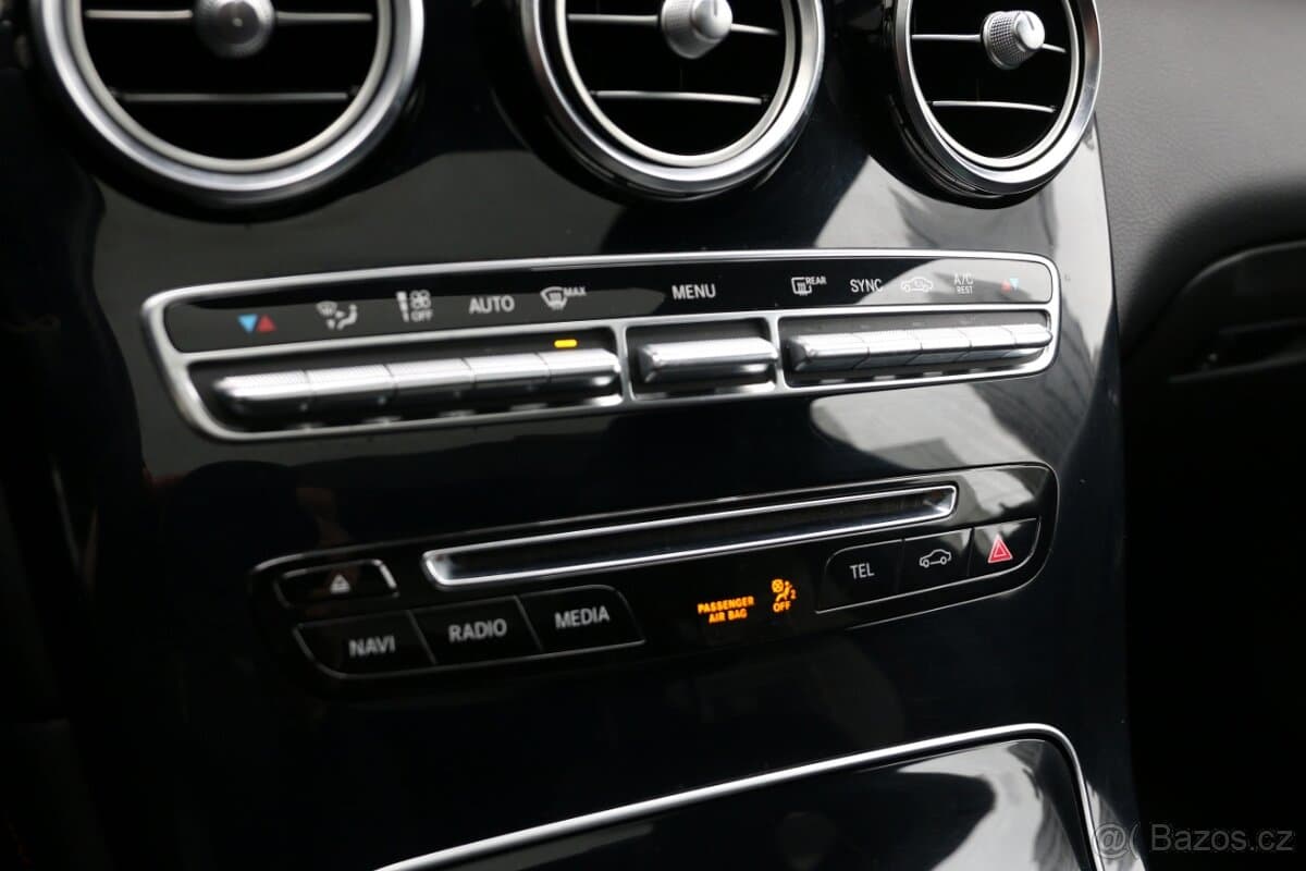 2017 Mercedes-Benz GL - 16