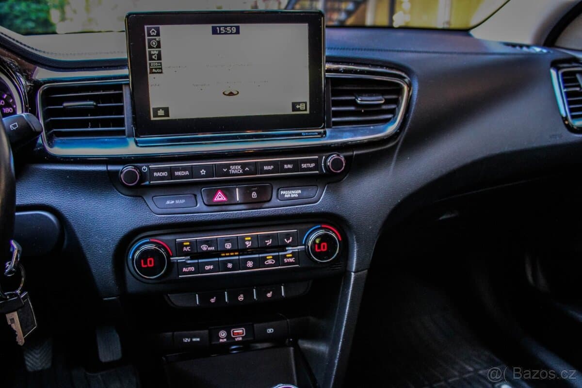 2019 Kia CEE'D - 16