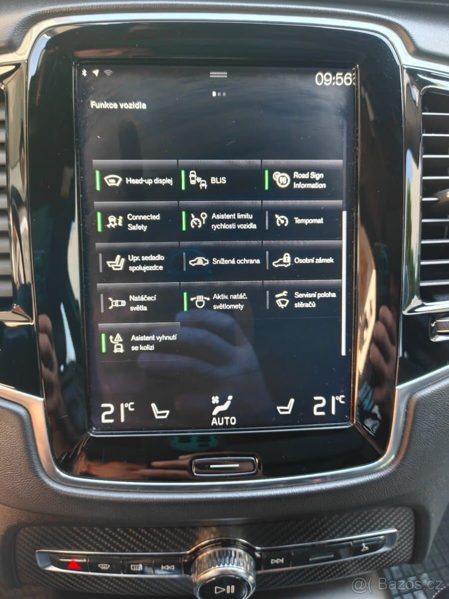 2017 Volvo XC90 - 16