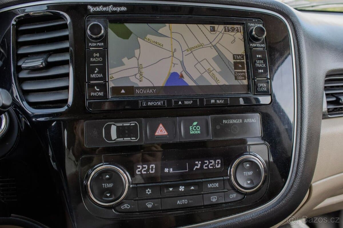 2018 Mitsubishi OUTLANDER - 16