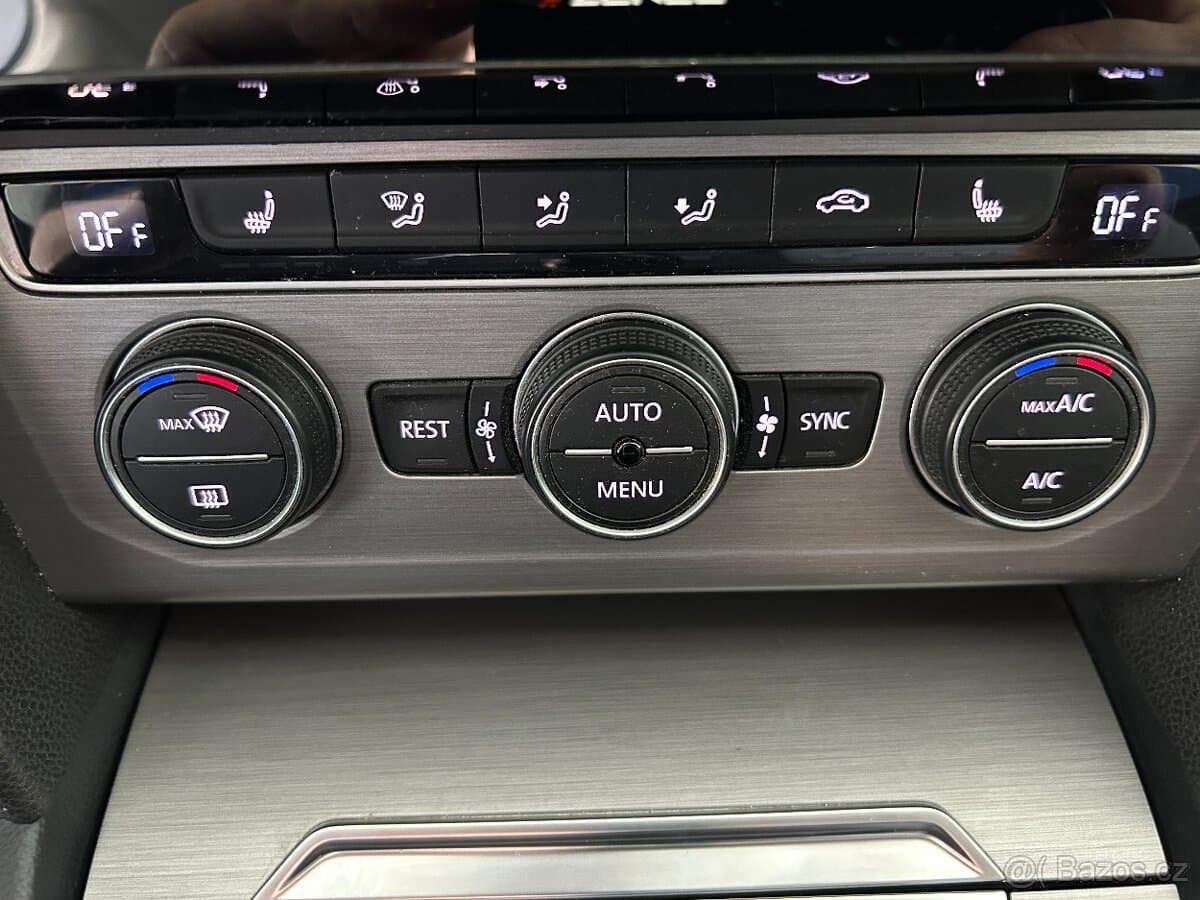 Volkswagen PASSAT - 16