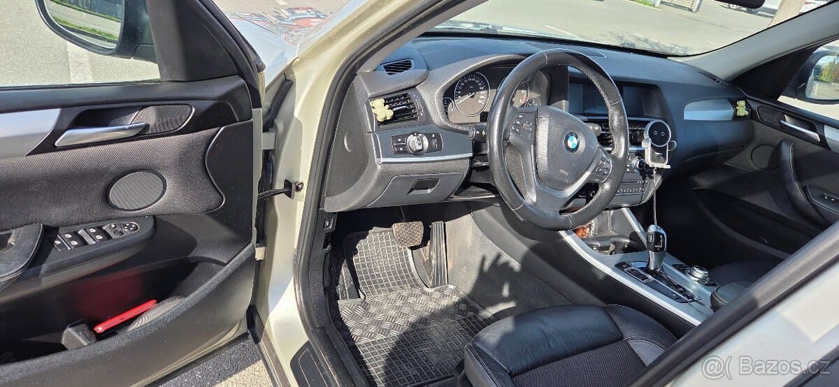 2011 BMW X3 - 16