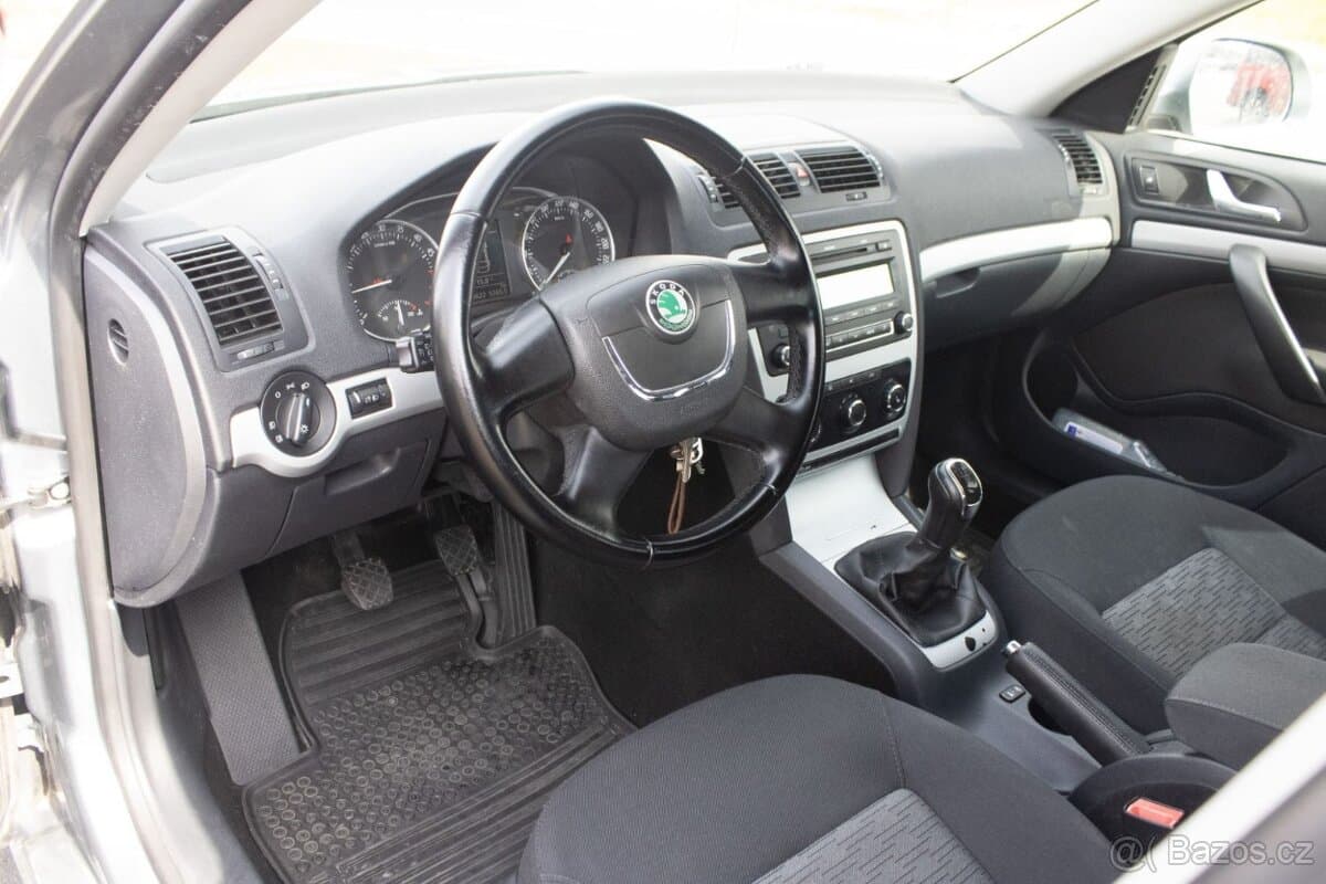 2012 Škoda OCTAVIA - 16