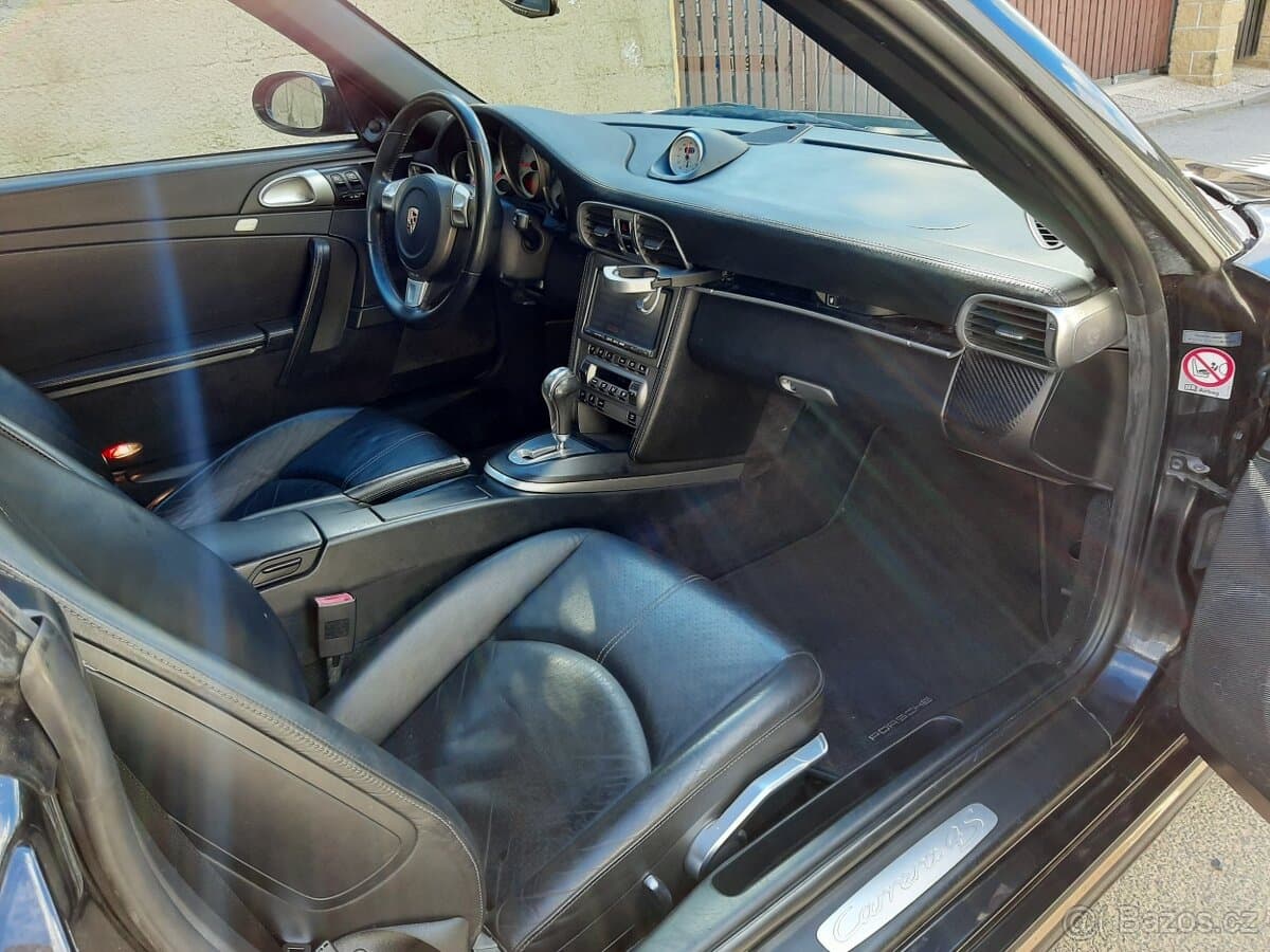 2006 Porsche 911 - 16
