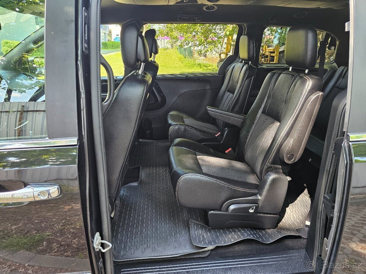 2014 Lancia VOYAGER - 16