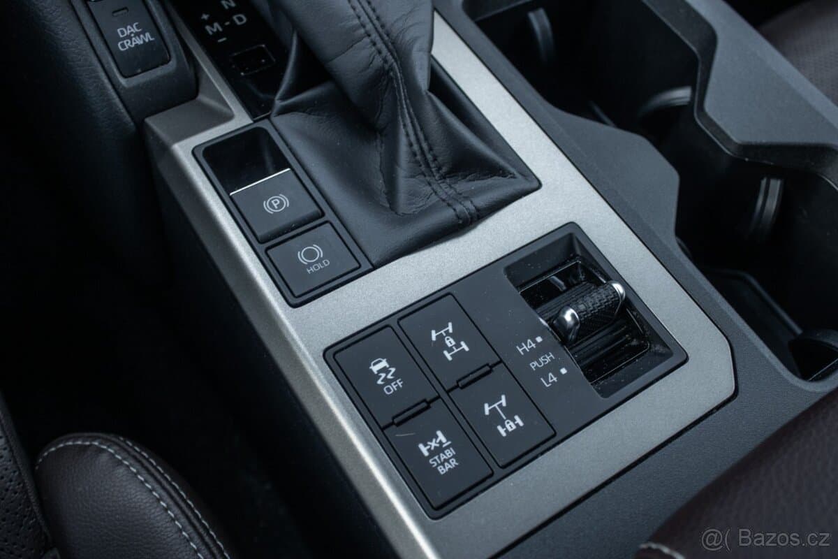 2025 Toyota LAND CRUISER - 17