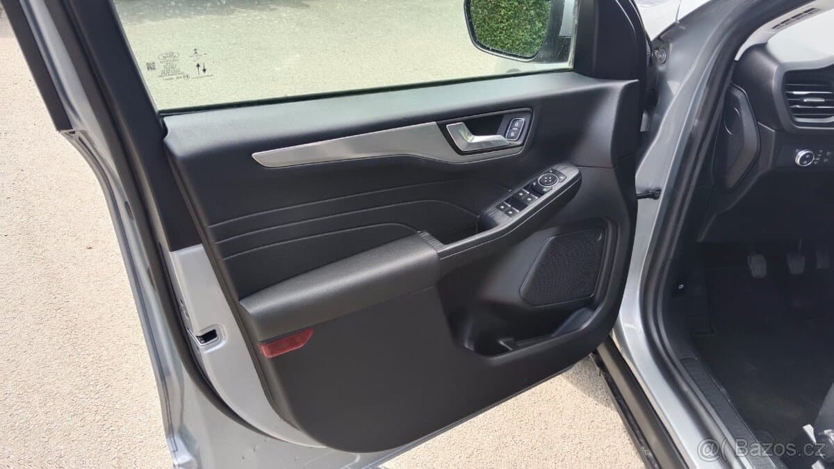 2023 Ford KUGA - 17