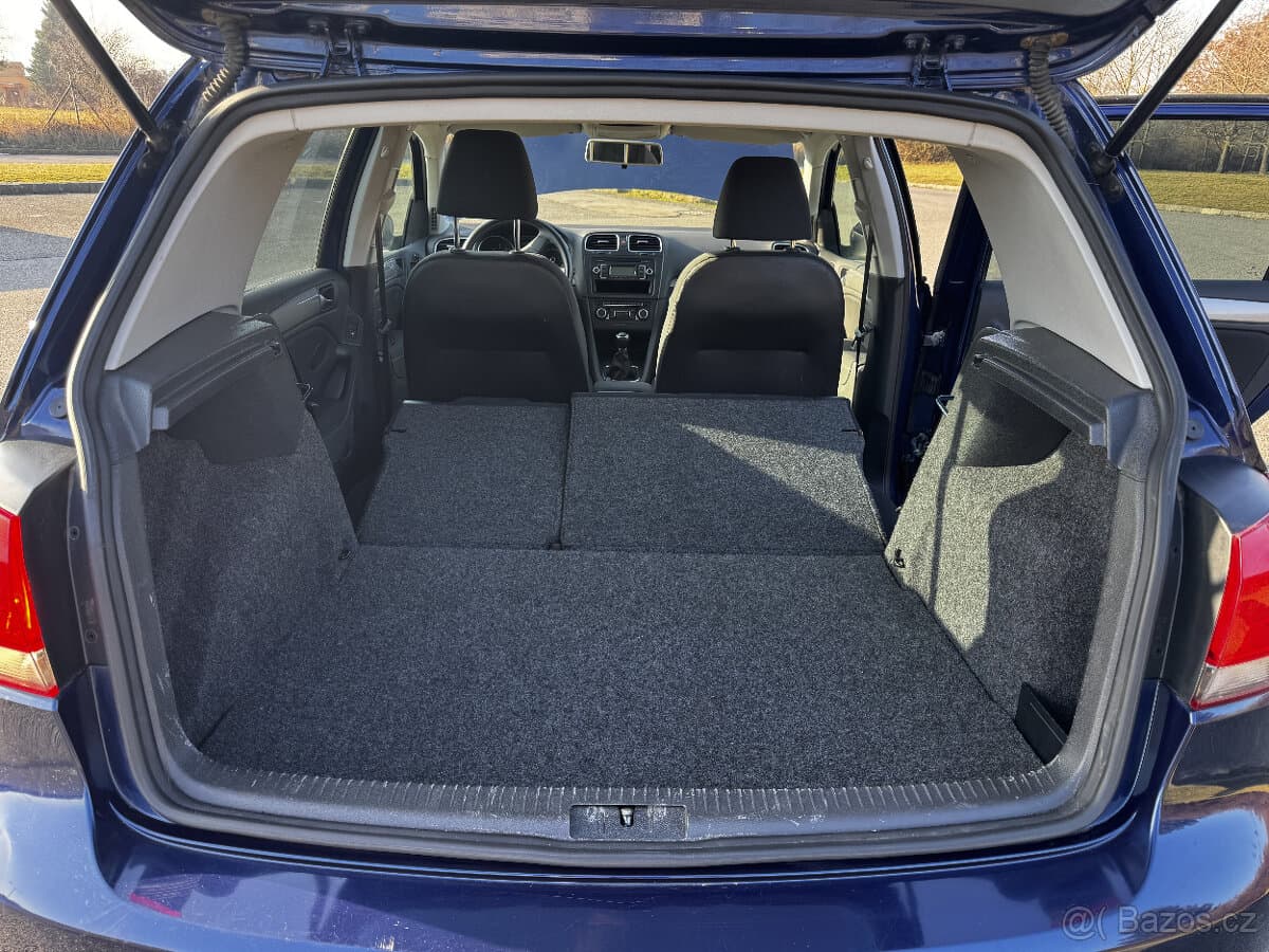 2010 Volkswagen GOLF - 17
