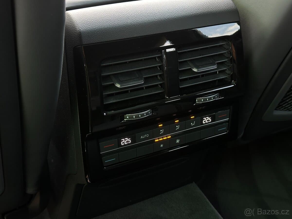 2026 Volkswagen TOUAREG - 17