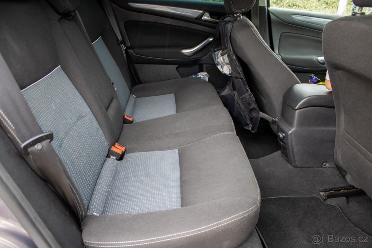 2012 Ford MONDEO - 17