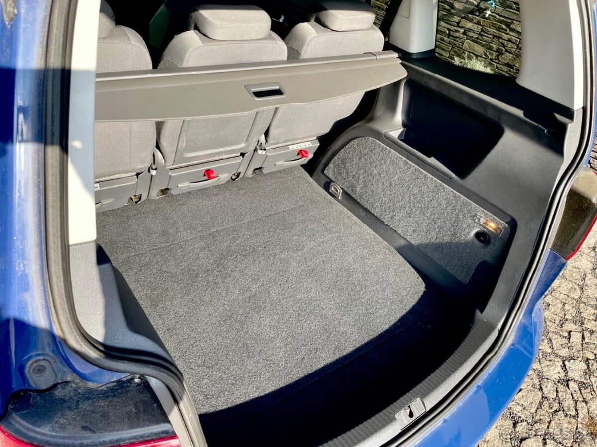 2011 Volkswagen TOURAN - 17