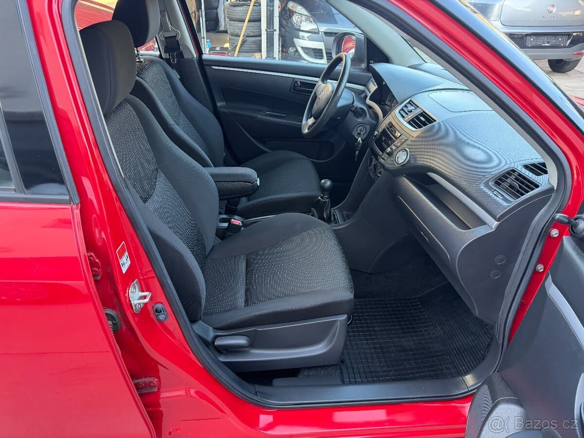 2012 Suzuki SWIFT - 17