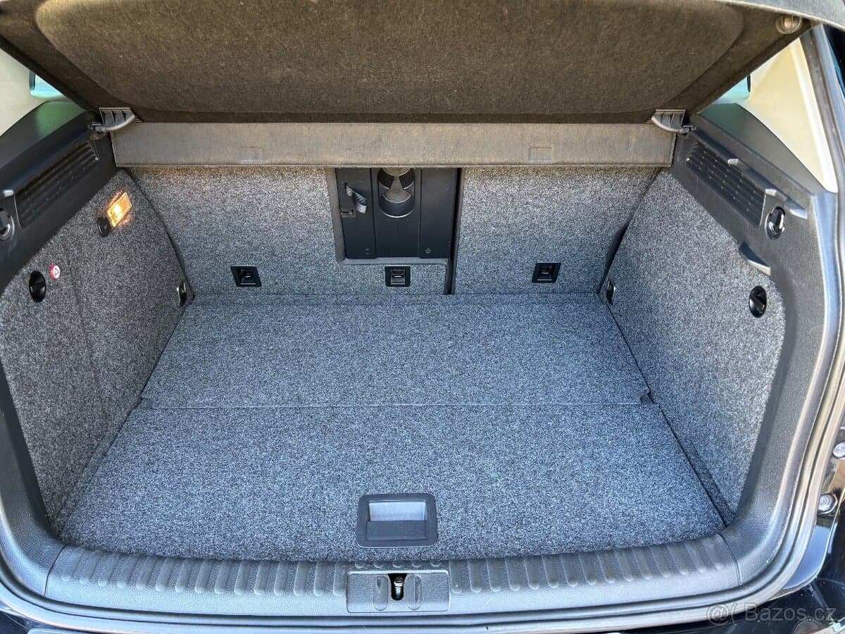 2015 Volkswagen TIGUAN - 17