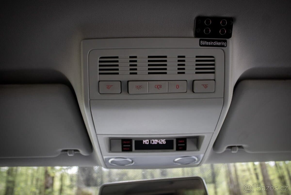 2013 Volkswagen CARAVELLE - 17