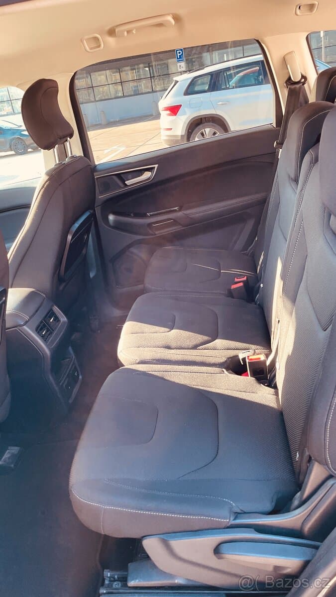 2021 Ford S-MAX - 17