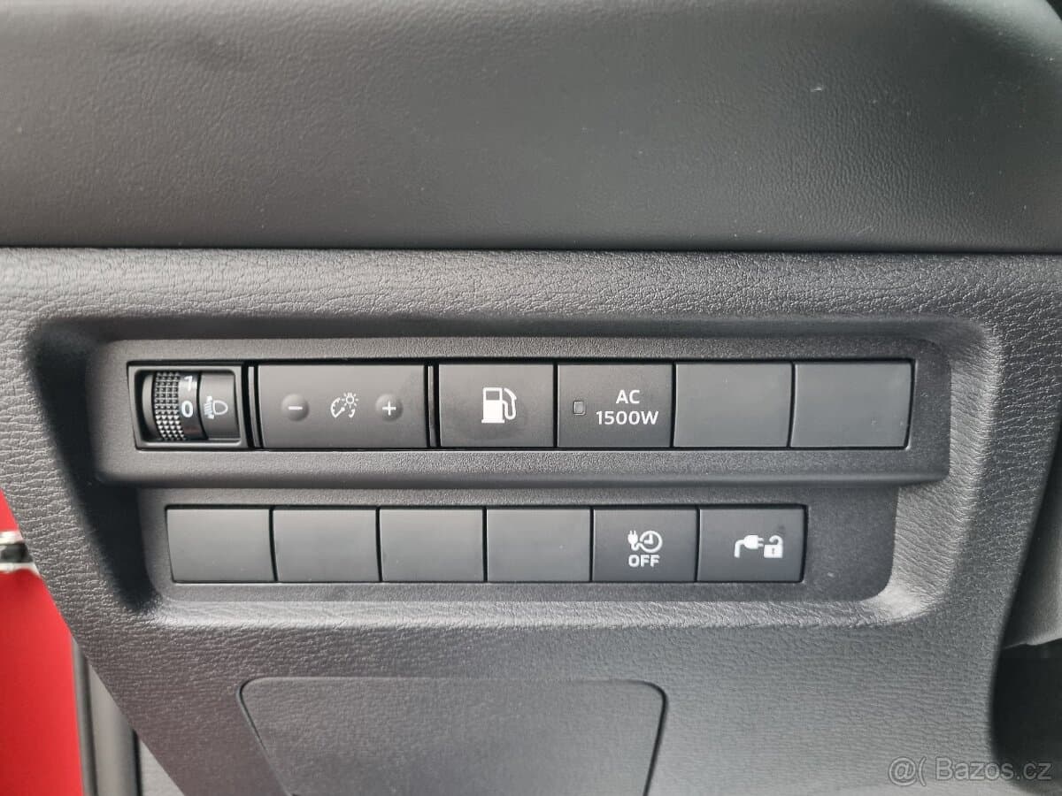 2025 Mitsubishi OUTLANDER - 17