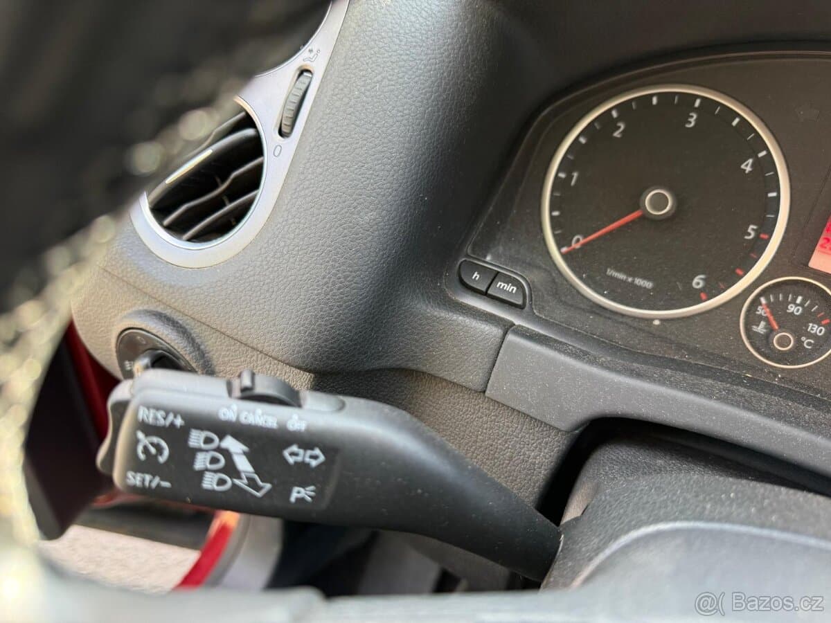 2009 Volkswagen TIGUAN - 17