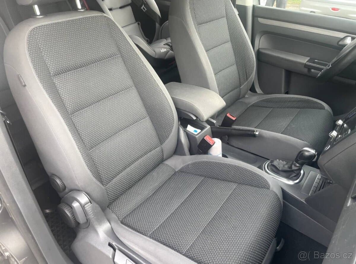 2010 Volkswagen TOURAN - 17