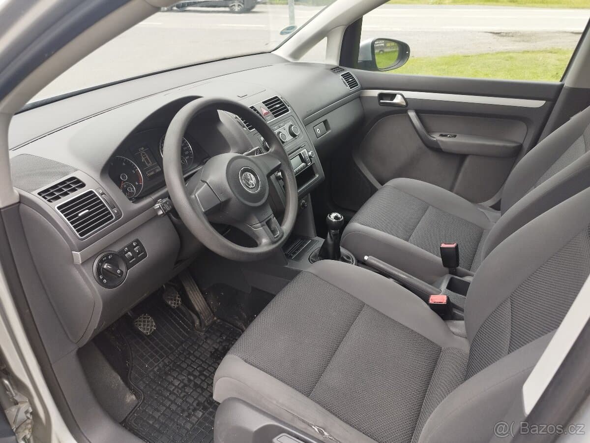 2012 Volkswagen TOURAN - 17