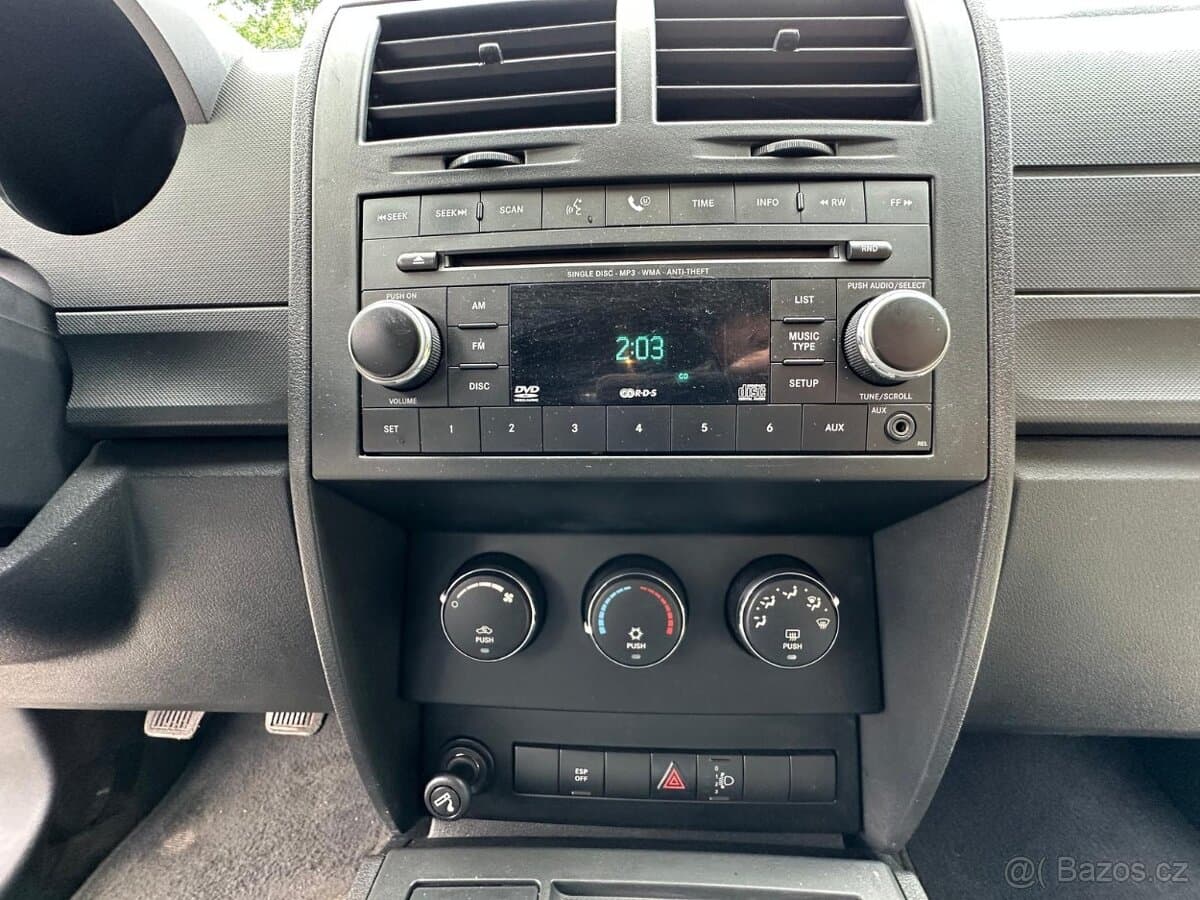 2011 Dodge NITRO - 17