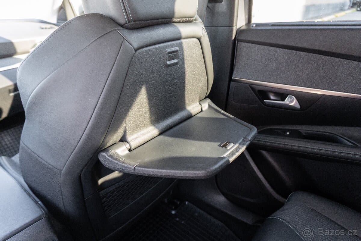 2021 Peugeot 5008 - 17