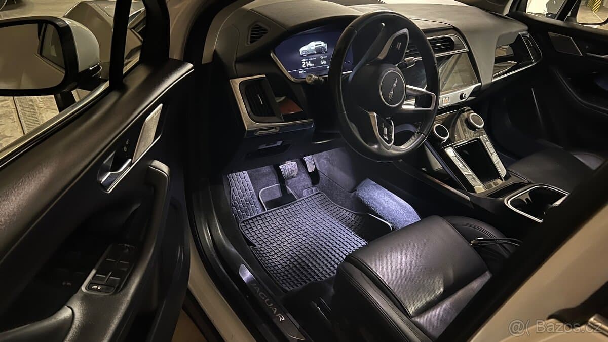 2019 Jaguar I-PACE - 17